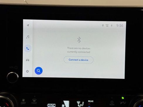 Used 2023 Toyota Highlander XLE image 26