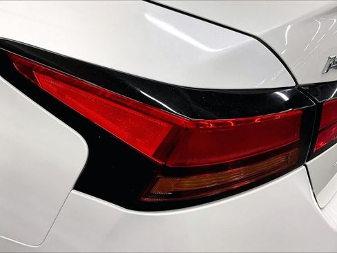 Used 2019 Nissan Altima 2.5 SV FWD image 28