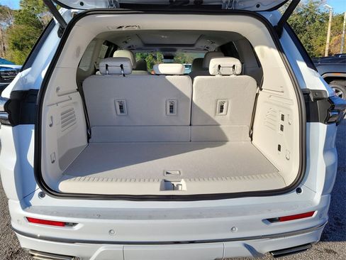 New 2026 Buick Enclave Avenir w/ Super Cruise Package image 12