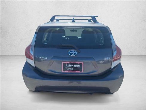 Used 2015 Toyota Prius C Two w/ Preferred Accessory Package FWD image 7
