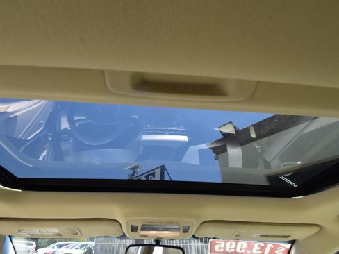 Used 2015 Lexus RX 450h FWD image 12