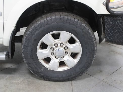 Used 2018 RAM 2500 Longhorn w/ Longhorn Southfork Package image 14