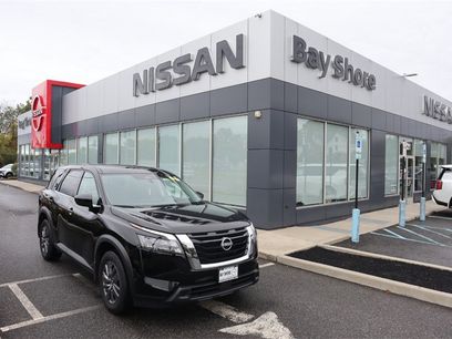 Certified 2024 Nissan Pathfinder S