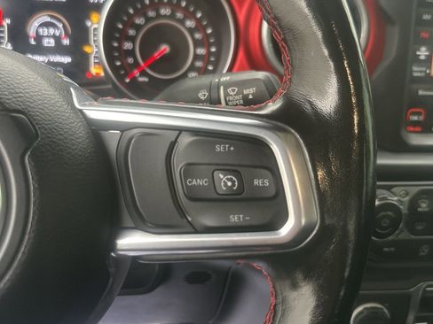 Used 2021 Jeep Gladiator Rubicon AWD/4WD image 21
