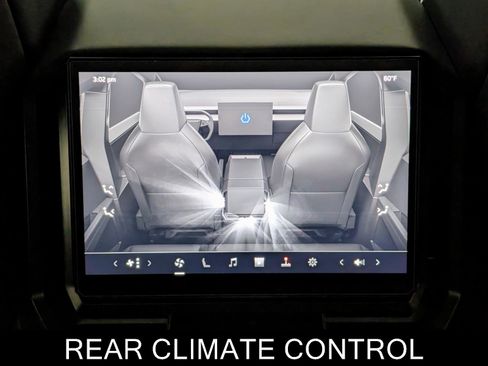 Used 2025 Tesla Cybertruck AWD Crew Cab image 19