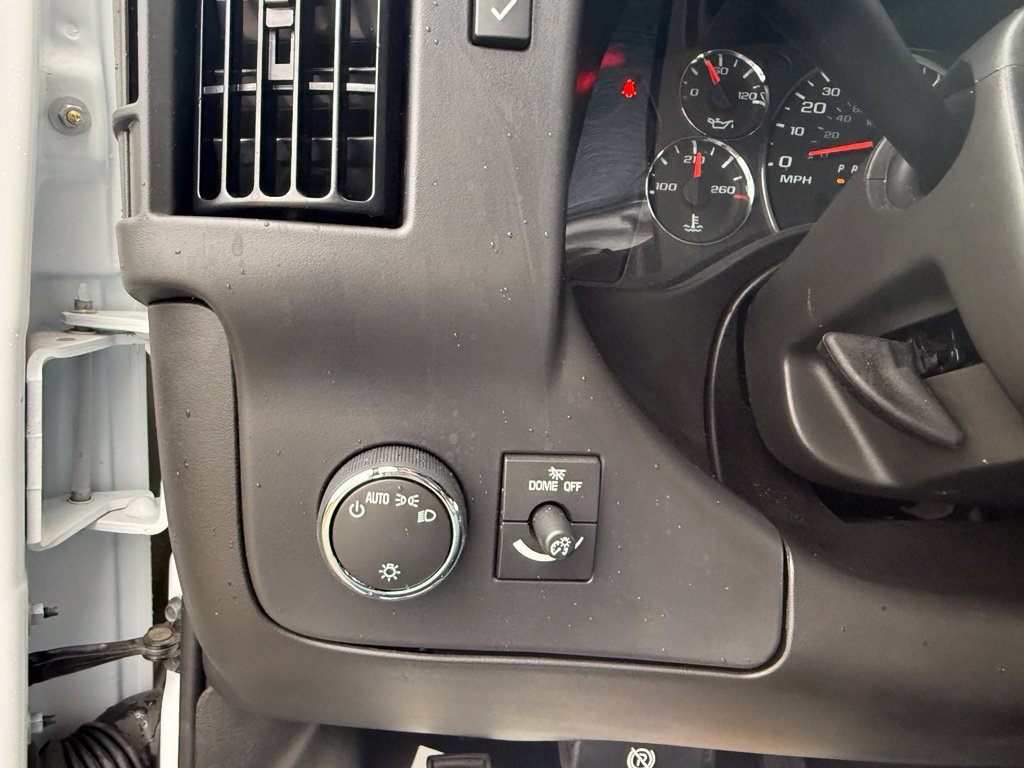 Used 2025 Chevrolet Express 2500 w/ Driver Convenience Package RWD image 26