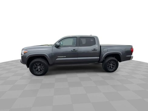 Used 2020 Toyota Tacoma SR5 RWD image 6