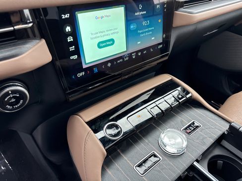 New 2026 Lincoln Navigator L Black Label AWD/4WD image 22