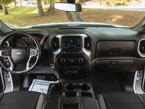 Used 2020 Chevrolet Silverado 1500 LT w/ All-Star Edition image 26