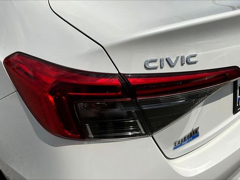 Used 2023 Honda Civic Sport image 30