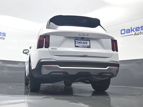 Certified 2026 Kia Sorento S FWD image 43