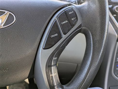 Used 2016 Hyundai Elantra SE w/ Option Group 02 image 23