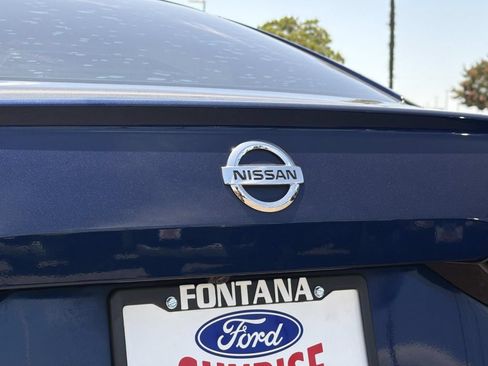 Used 2021 Nissan Altima 2.5 SR FWD image 9