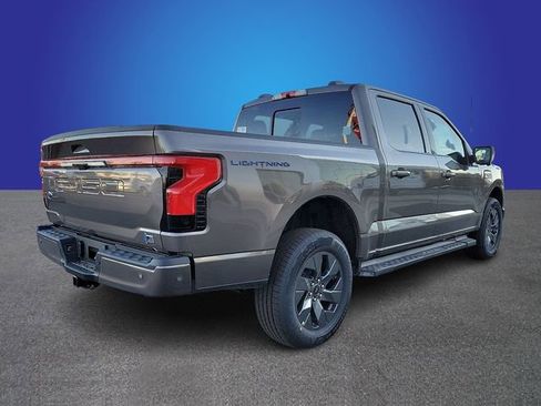 New 2023 Ford F150 Lightning Lariat image 3