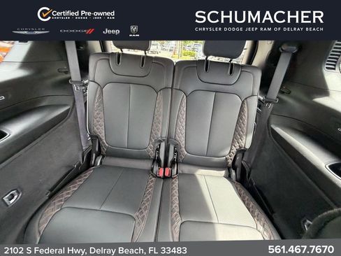 Used 2023 Jeep Grand Cherokee L Summit AWD/4WD image 16