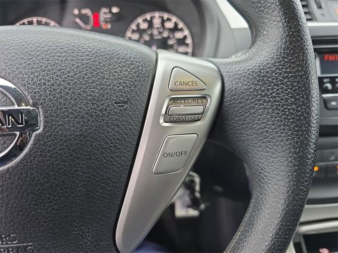 Used 2015 Nissan Sentra S image 17