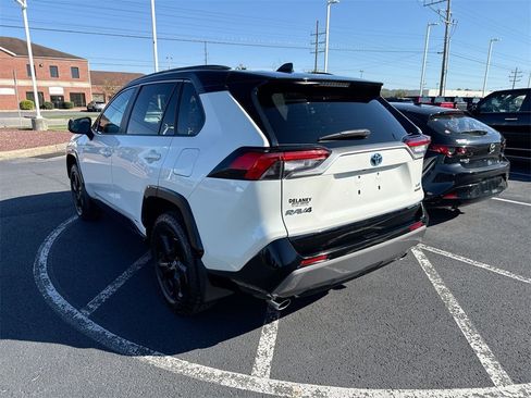 Used 2021 Toyota RAV4 XSE image 6