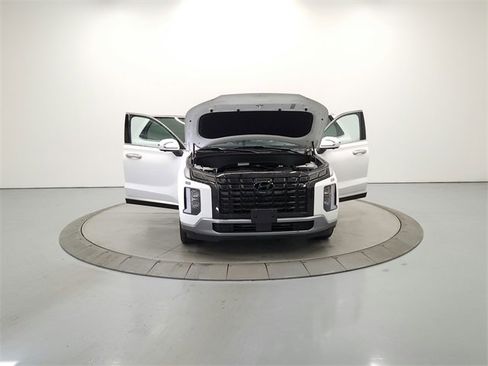 Used 2024 Hyundai Palisade Limited image 10