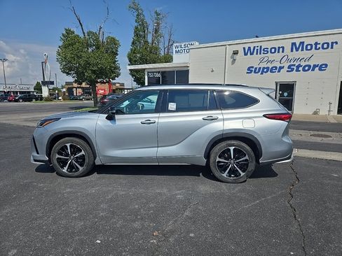 Used 2022 Toyota Highlander XSE image 8