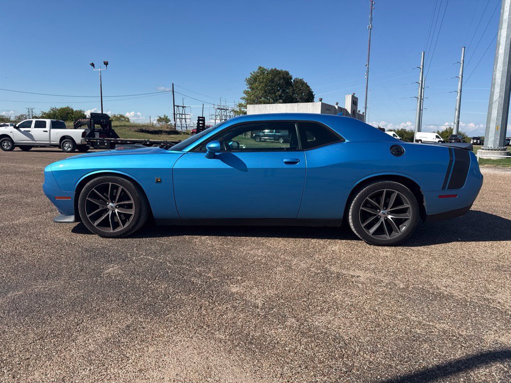 Used 2018 Dodge Challenger R/T Scat Pack RWD image 4