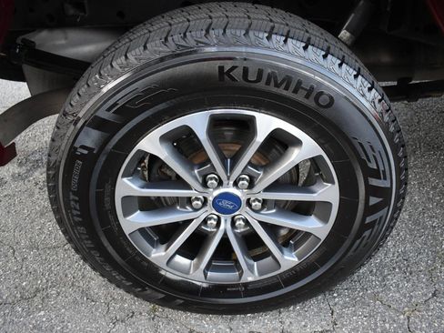 Used 2019 Ford F150 Lariat w/ Equipment Group 502A Luxury image 32