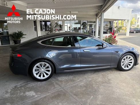 Used 2017 Tesla Model S 100D AWD/4WD image 2