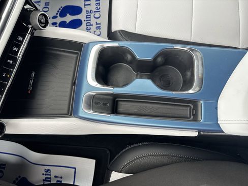 New 2026 Chevrolet Equinox EV LT image 23