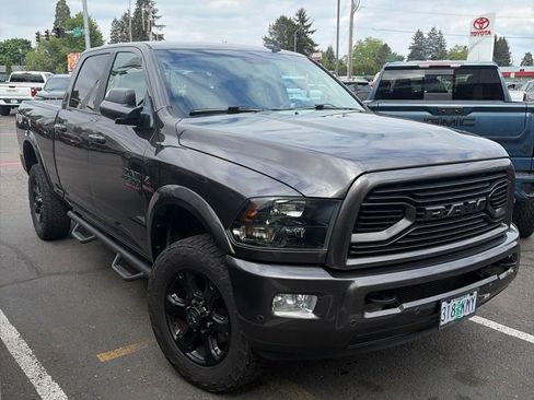 Used 2018 RAM 2500 Big Horn w/ Sport Appearance Group AWD/4WD image 2