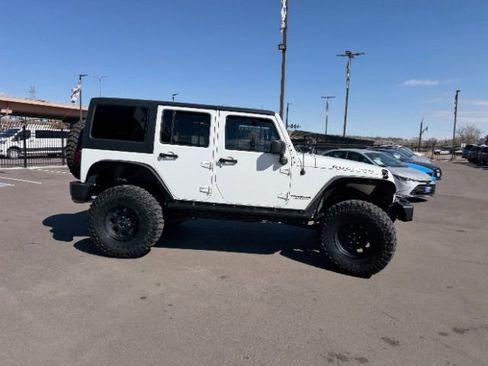 Used 2013 Jeep Wrangler Unlimited Rubicon w/ Connectivity Group image 18