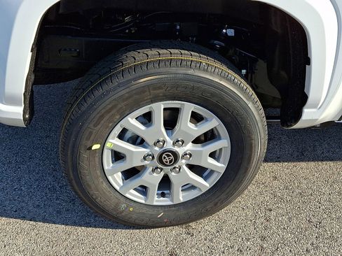 New 2026 Toyota Tacoma SR5 image 5