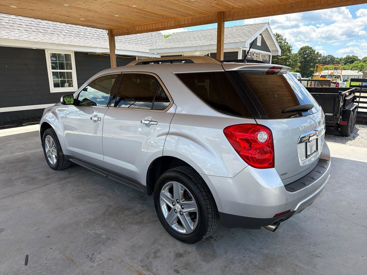 Used 2015 Chevrolet Equinox LTZ AWD/4WD image 4