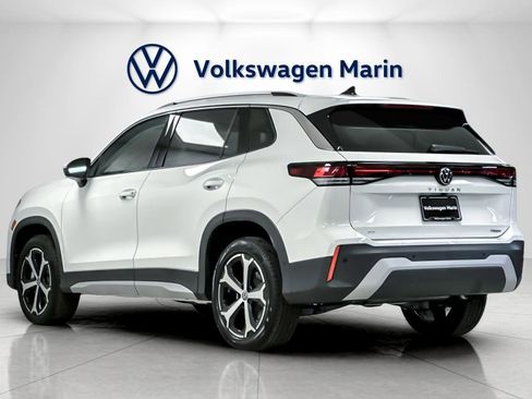 New 2026 Volkswagen Tiguan SE image 3