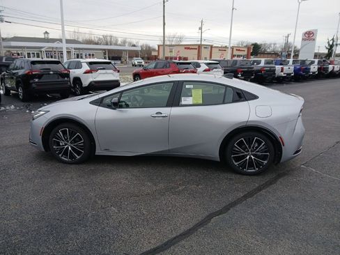 New 2026 Toyota Prius XLE image 4