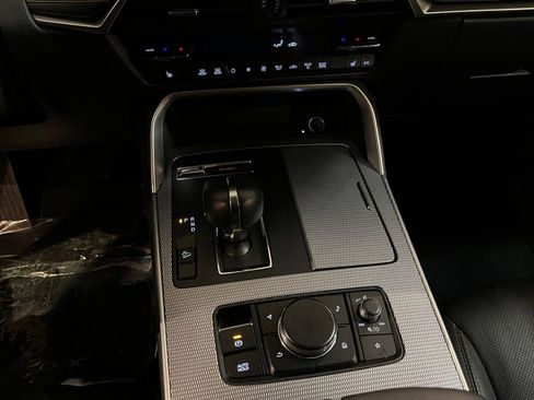 Used 2025 MAZDA CX-90 3.3 Turbo w/ Preferred Package image 42