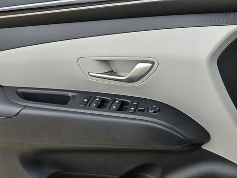 Used 2023 Hyundai Tucson SEL FWD image 11