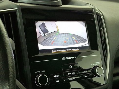 Used 2017 Subaru Impreza 2.0i image 4