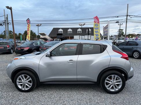 Used 2011 Nissan Juke S image 5