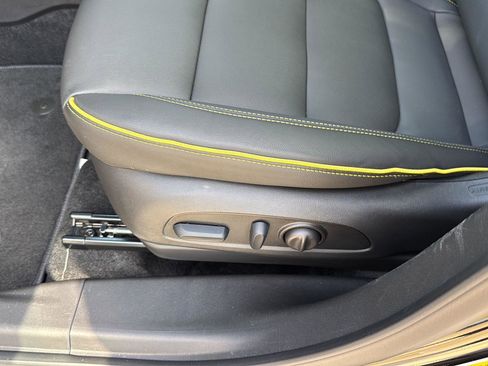 Used 2025 Chevrolet TrailBlazer ACTIV w/ Convenience Package image 27