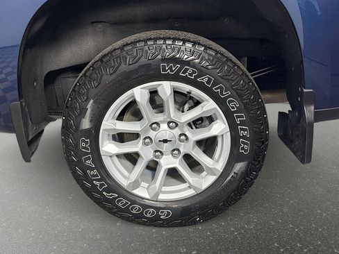 Used 2023 Chevrolet Silverado 1500 RST w/ Z71 Off-Road Package image 31