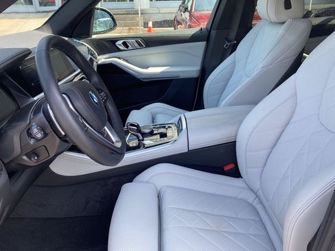 Used 2023 BMW X5 xDrive45e AWD/4WD image 6