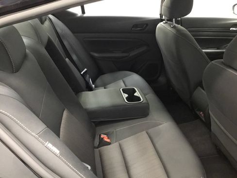 Used 2024 Nissan Altima 2.5 SV w/ SV Premium Package FWD image 34