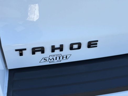 Used 2018 Chevrolet Tahoe Premier AWD/4WD image 32