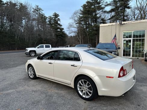 Used 2011 Chevrolet Malibu LTZ w/ HFV6 Engine Package image 14