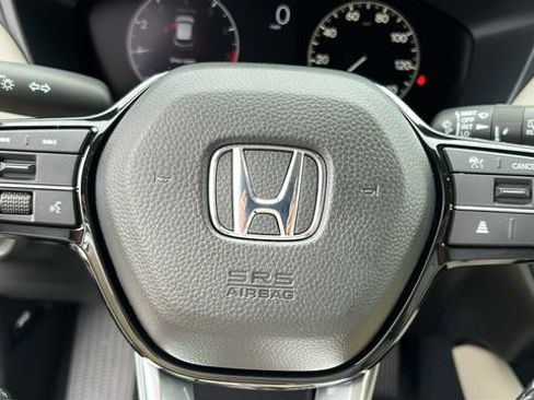 Used 2026 Honda HR-V EX-L image 12