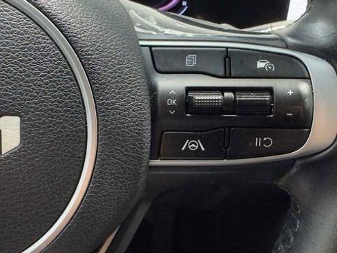 Used 2023 Kia Sportage EX image 31