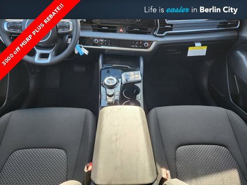 New 2025 Kia Sportage LX image 20