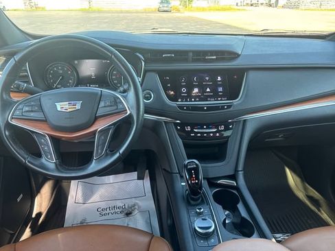 Used 2021 Cadillac XT5 Premium Luxury AWD/4WD image 15