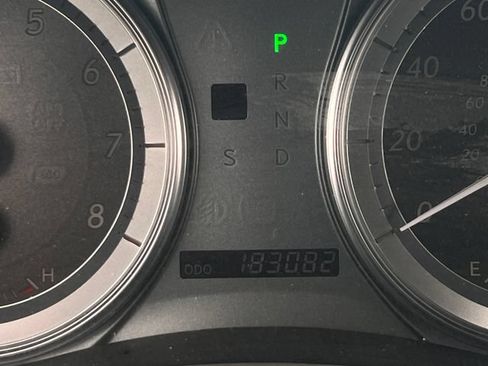 Used 2010 Lexus ES 350 w/ Preferred Accessory Package FWD image 18