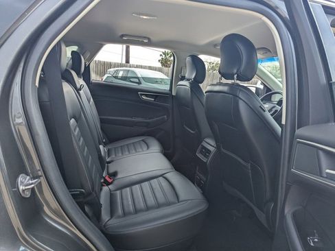 Used 2019 Ford Edge SEL w/ Equipment Group 201A image 15