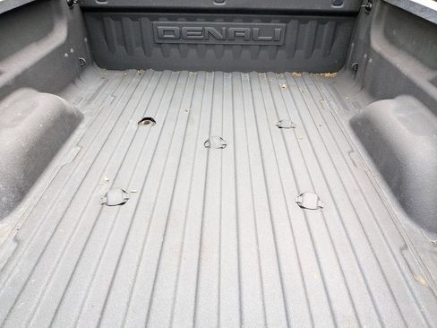Used 2018 GMC Sierra 2500 Denali AWD/4WD image 21